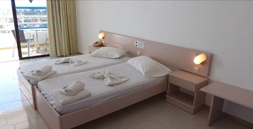 Imagen de la habitación del Hotel Iris, AFANTOU. Foto 6