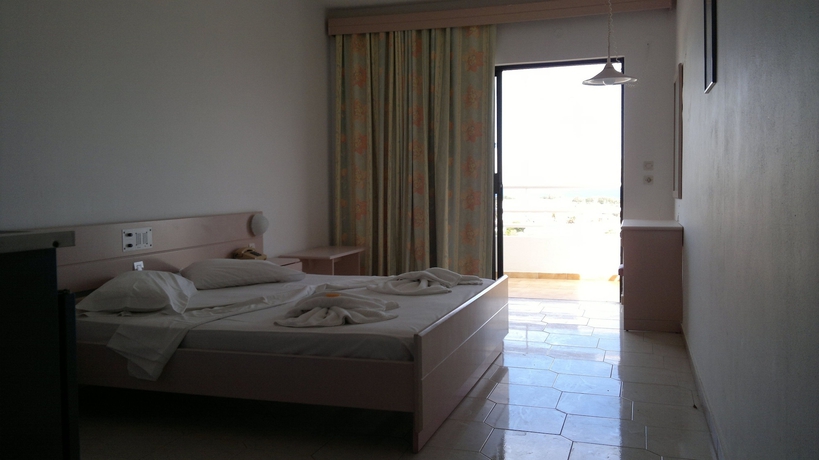 Imagen de la habitación del Hotel Iris, AFANTOU. Foto 10