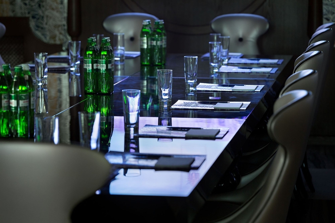 Imagen de los interiores del Hotel Iris Art. Foto 10