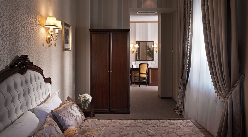 Imagen de los interiores del Hotel Iris Art. Foto 12