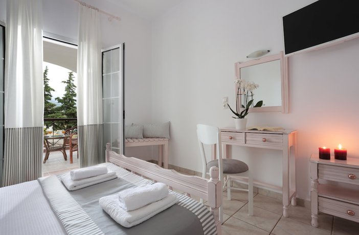 Imagen de la habitación del Hotel Iris Beach. Foto 4
