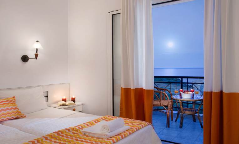 Imagen de la habitación del Hotel Iris Beach. Foto 6