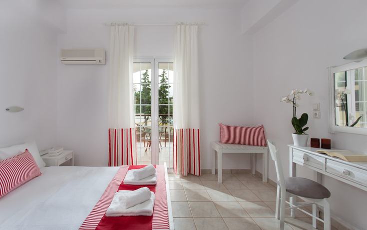 Imagen de la habitación del Hotel Iris Beach. Foto 17