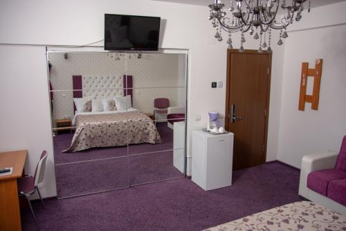 Imagen de la habitación del Hotel Iris Boutique, Odăile. Foto 8
