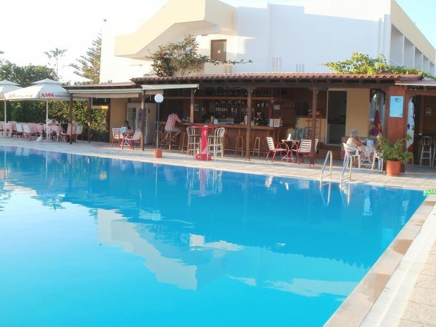 Imagen general del Hotel Iris, Cos Ciudad. Foto 13