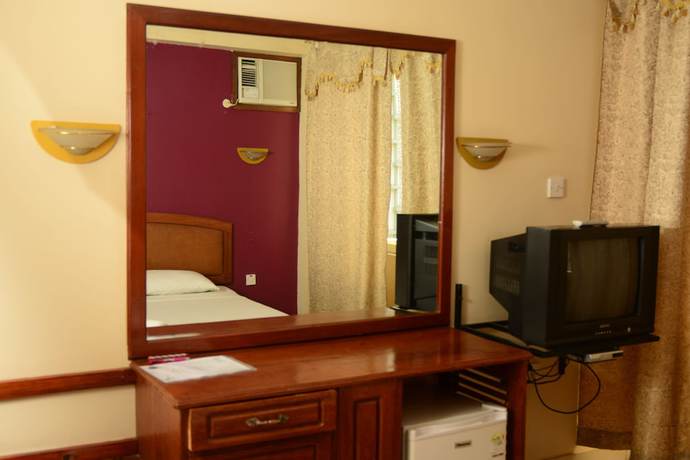 Imagen de la habitación del Hotel Iris, DAR ES SALAAM. Foto 14