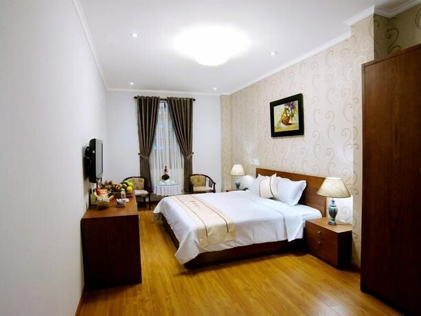 Imagen de la habitación del Hotel Iris, Danang. Foto 31