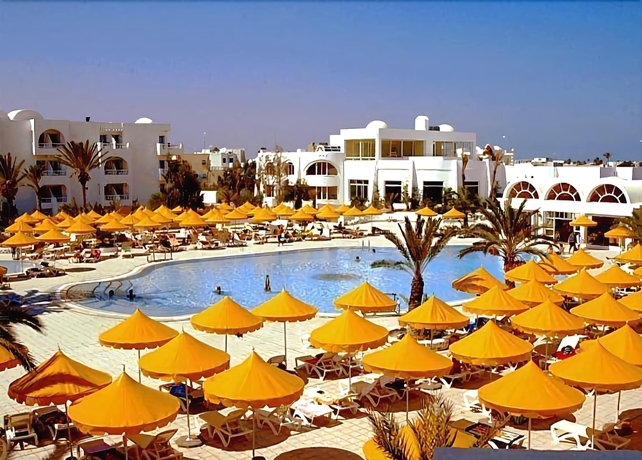 Imagen de la piscina del Hotel Iris Djerba and Thalasso. Foto 16