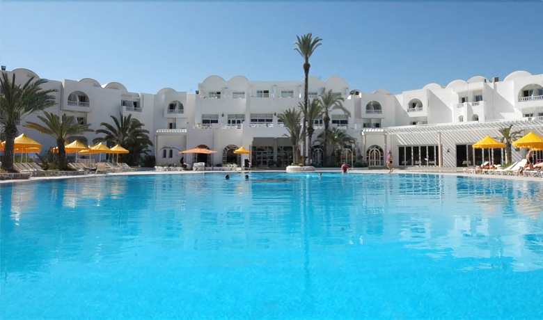 Imagen de la piscina del Hotel Iris Djerba and Thalasso. Foto 17