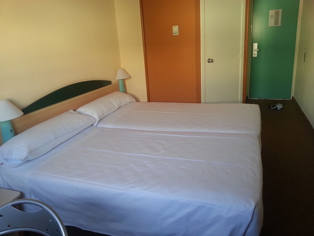 Imagen de la habitación del Hotel Iris Guadalajara. Foto 9