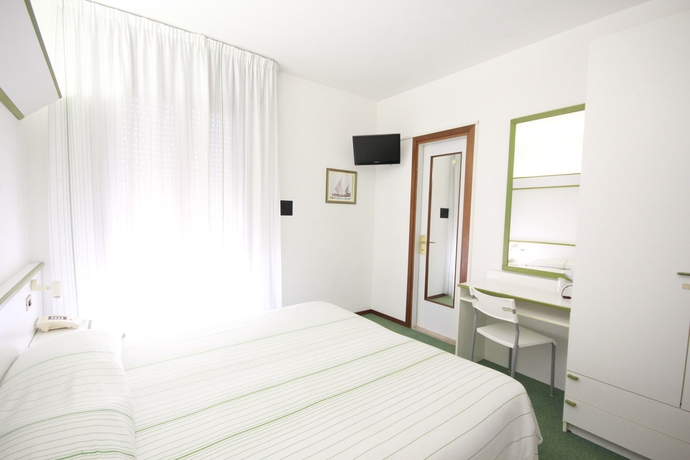 Imagen de la habitación del Hotel Iris, Lido Di Jesolo. Foto 12