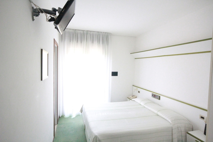 Imagen de la habitación del Hotel Iris, Lido Di Jesolo. Foto 13