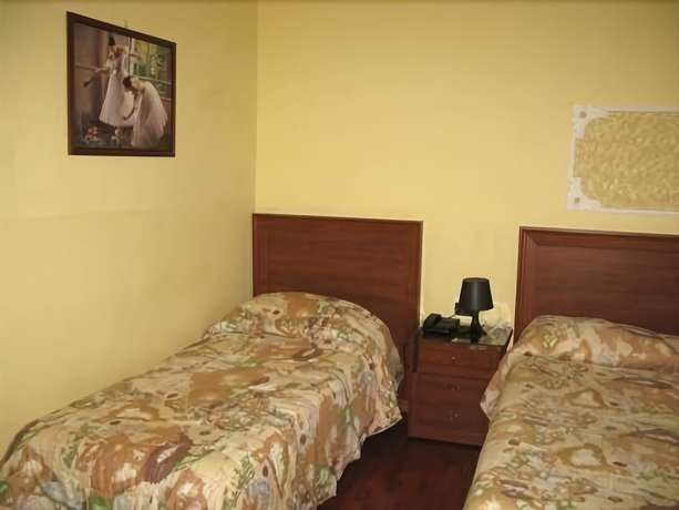 Imagen de la habitación del Hotel Iris, N&aacute;poles. Foto 17