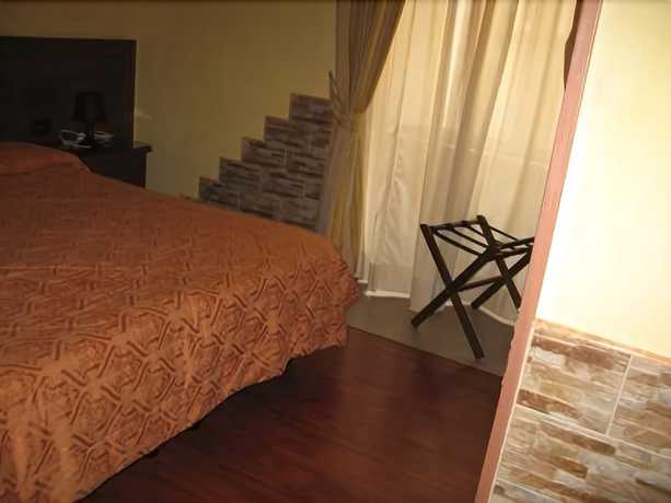 Imagen de la habitación del Hotel Iris, N&aacute;poles. Foto 18