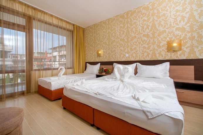 Imagen de la habitación del Hotel Iris, Nessebar. Foto 3