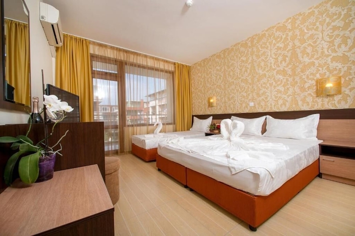 Imagen de la habitación del Hotel Iris, Nessebar. Foto 9