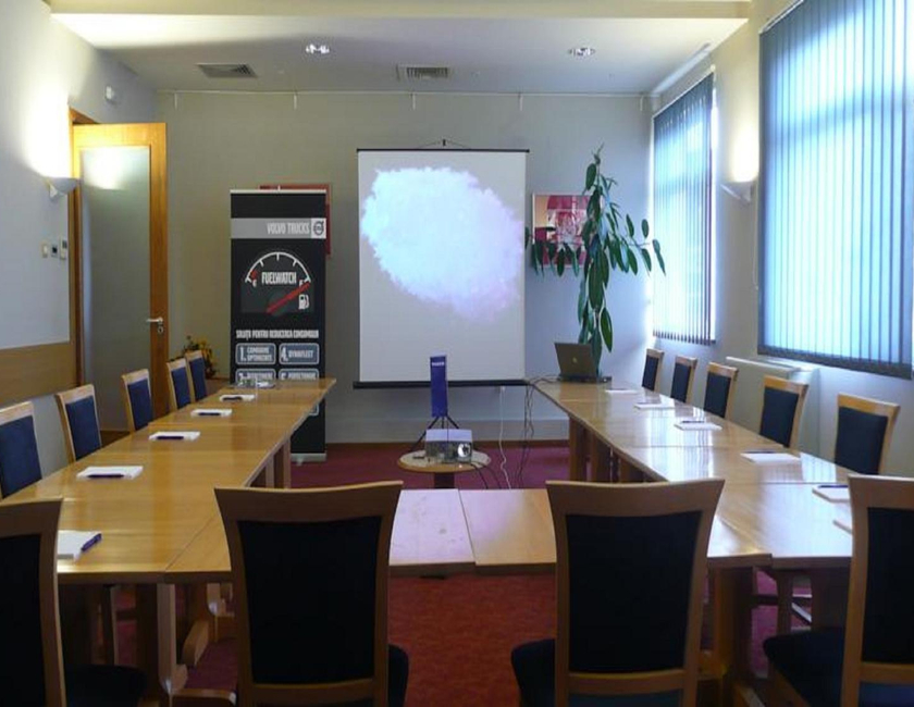 Imagen general del Hotel Iris, Oradea. Foto 24