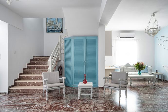 Imagen de los interiores del Hotel Iris, Paros. Foto 15