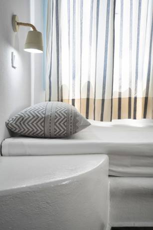 Imagen de la habitación del Hotel Iris, Paros. Foto 8