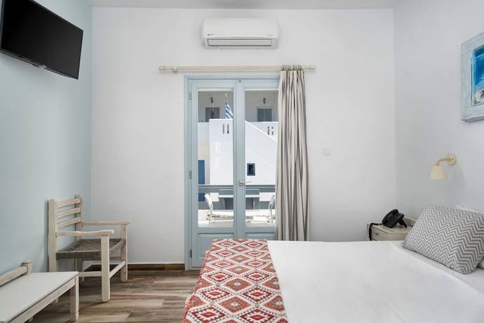 Imagen de la habitación del Hotel Iris, Paros. Foto 13