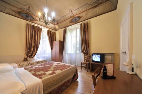 Imagen de la habitación del Hotel Iris, Perugia. Foto 14