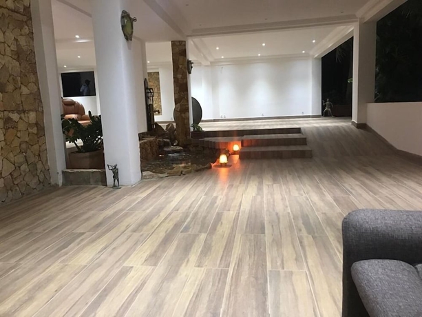 Imagen de los interiores del Hotel Iris Ressort Space et Resort. Foto 19