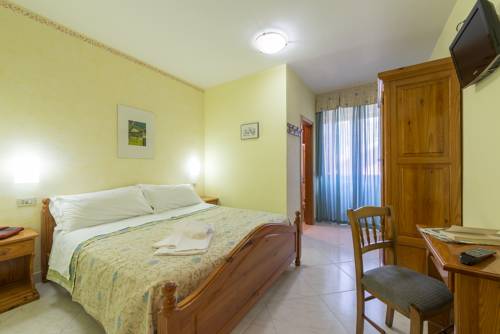 Imagen de la habitación del Hotel Iris, Roccaraso. Foto 8