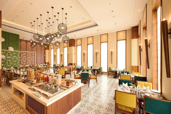 Imagen general del Hotel Iris Sarovar Portico Sector 85 Gurugram. Foto 1