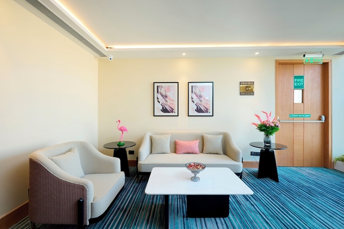 Imagen de los interiores del Hotel Iris Sarovar Portico Sector 85 Gurugram. Foto 16