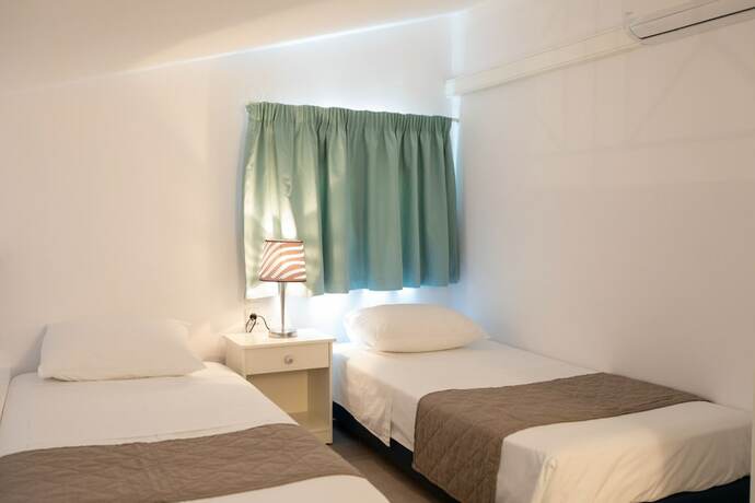 Imagen de la habitación del Hotel Iris Skiathos. Foto 19