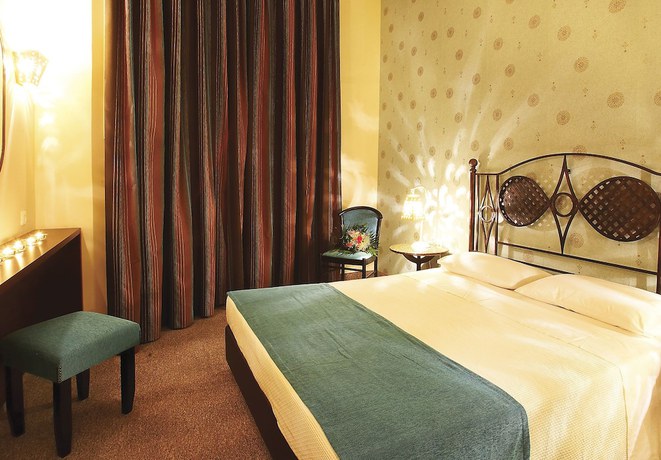 Imagen de la habitación del Hotel Iris, Thermi. Foto 5
