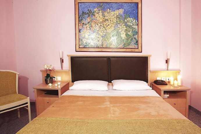 Imagen de la habitación del Hotel Iris, Thermi. Foto 10