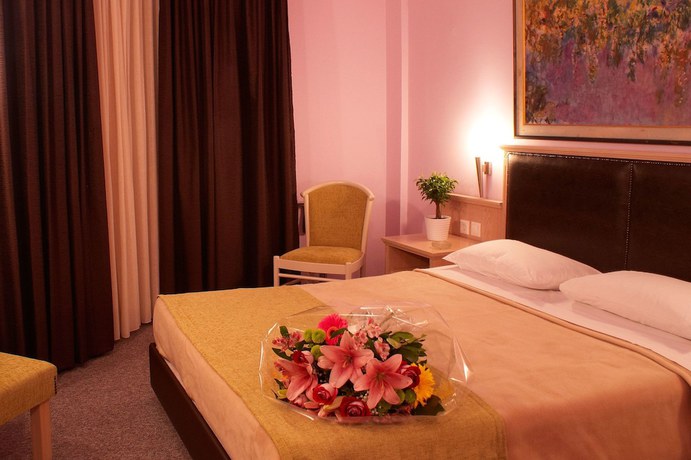 Imagen de la habitación del Hotel Iris, Thermi. Foto 15
