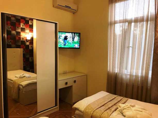 Imagen de la habitación del Hotel Irise. Foto 16