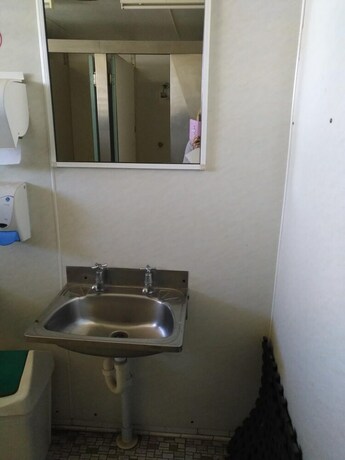 Imagen de la habitación del Hotel Irish Club Accommodation. Foto 20