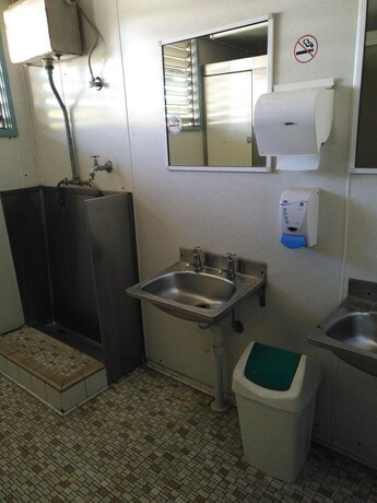 Imagen de la habitación del Hotel Irish Club Accommodation. Foto 22