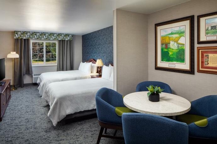 Imagen general del Hotel Irish Cottage Inn & Suites. Foto 8