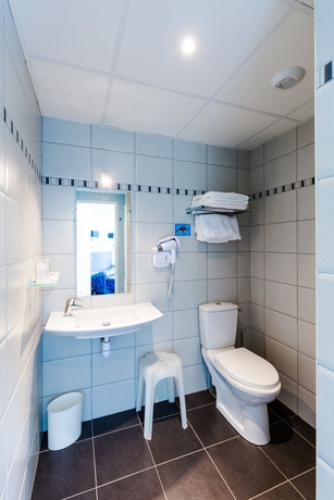 Imagen de la habitación del Hotel Irlande. Foto 6