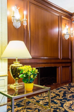 Imagen de los interiores del Hotel Irlande. Foto 15