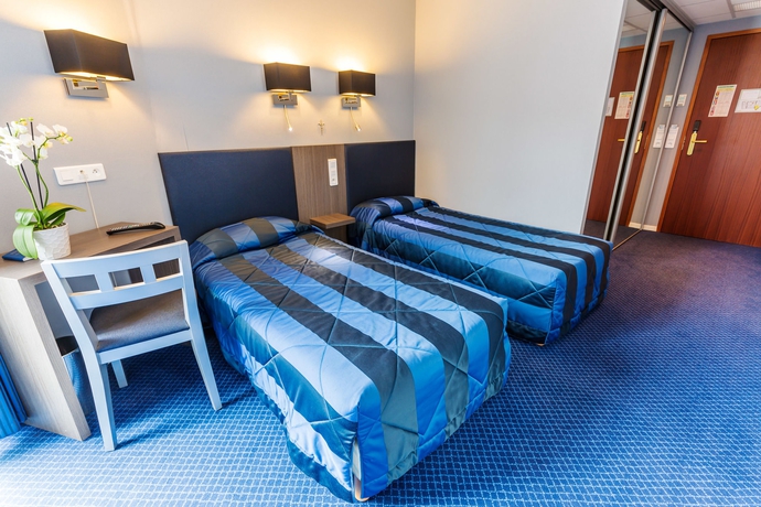 Imagen de la habitación del Hotel Irlande. Foto 10