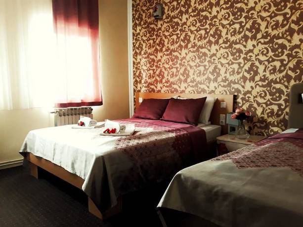 Imagen de la habitación del Hotel Irmak. Foto 17
