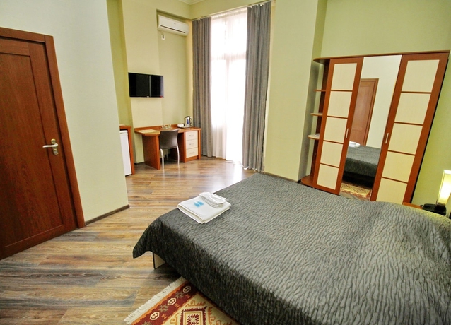 Imagen de la habitación del Hotel Irmeni. Foto 3