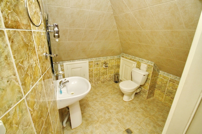 Imagen de la habitación del Hotel Irmeni. Foto 5