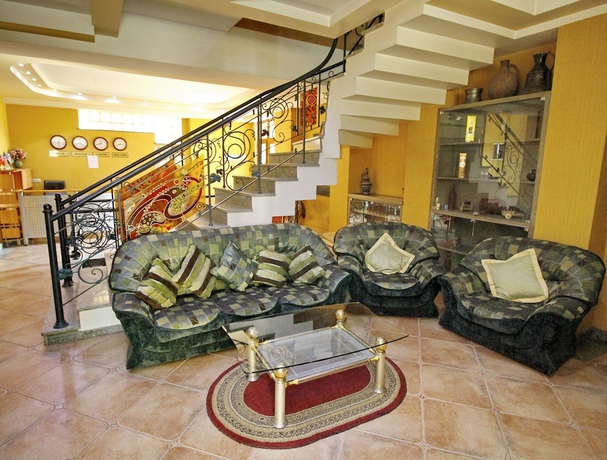 Imagen de los interiores del Hotel Irmeni. Foto 16