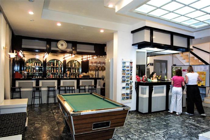 Imagen general del Hotel Iro. Foto 13