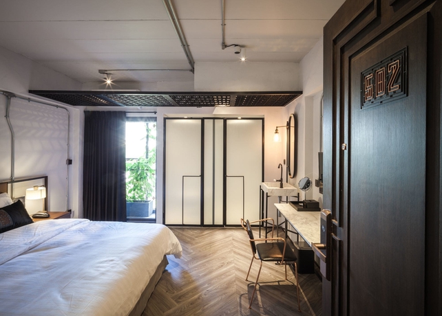 Imagen de la habitación del Hotel Ir-on. Foto 11