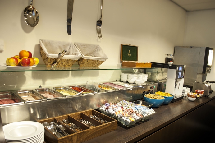 Imagen del bar/restaurante del Hotel Iron Horse. Foto 2