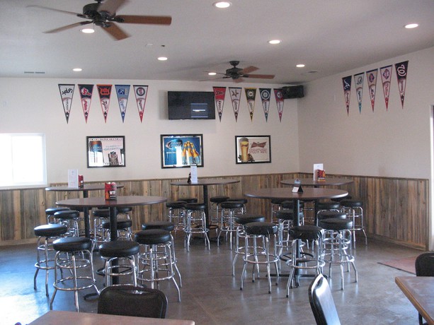 Imagen del bar/restaurante del Hotel Iron Horse Inn. Foto 15