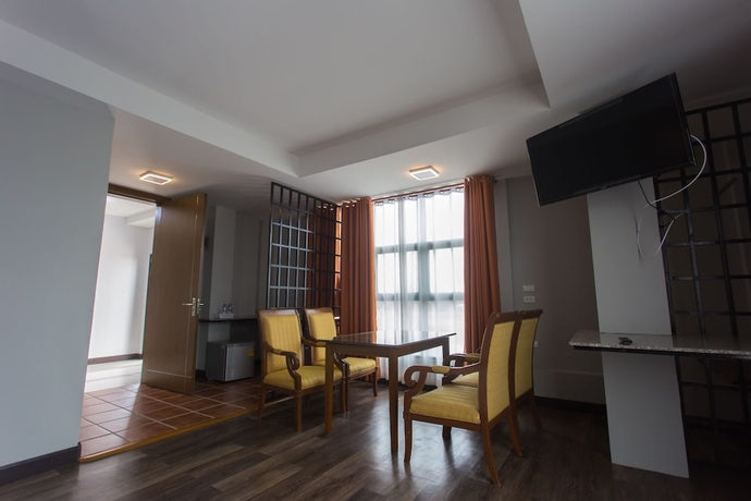 Imagen de la habitación del Hotel Iron Resortandhotel. Foto 13