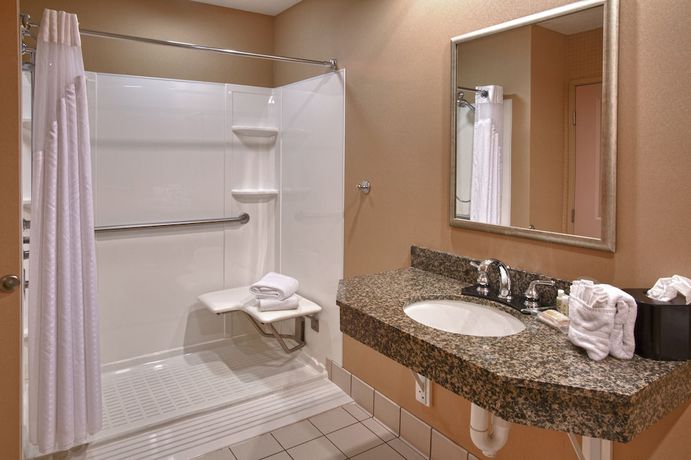 Imagen de la habitación del Hotel Ironwood Lodge, Lake Elmo, Series by Marriott. Foto 14